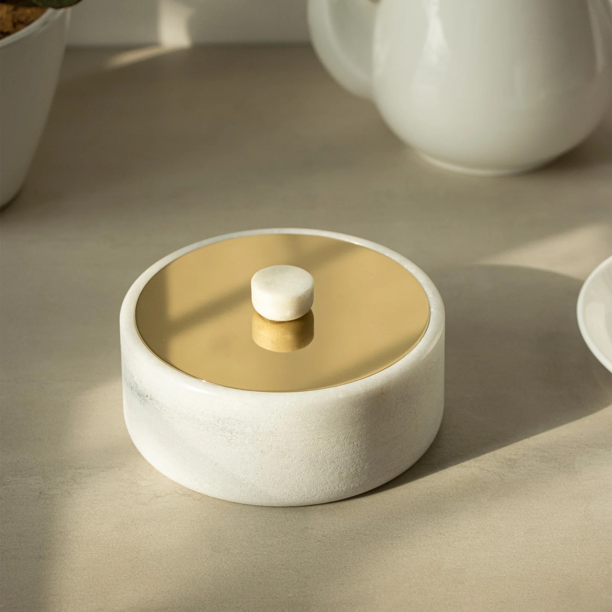 Yang Nut Bowl by Saswata | Tooffi