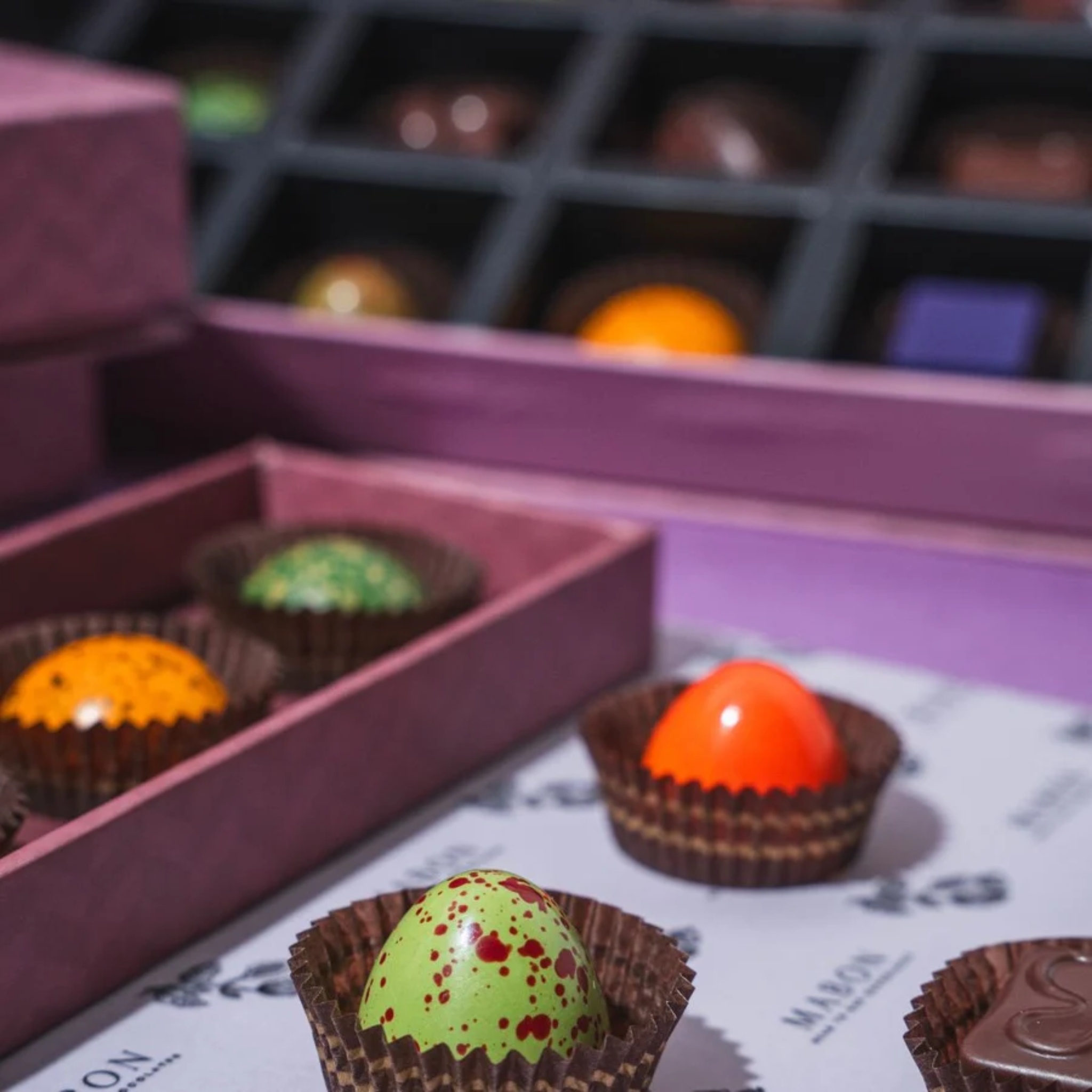 Luxury Chocolate Bonbons (Box of 24) by Mabon Chocolates | Tooffi