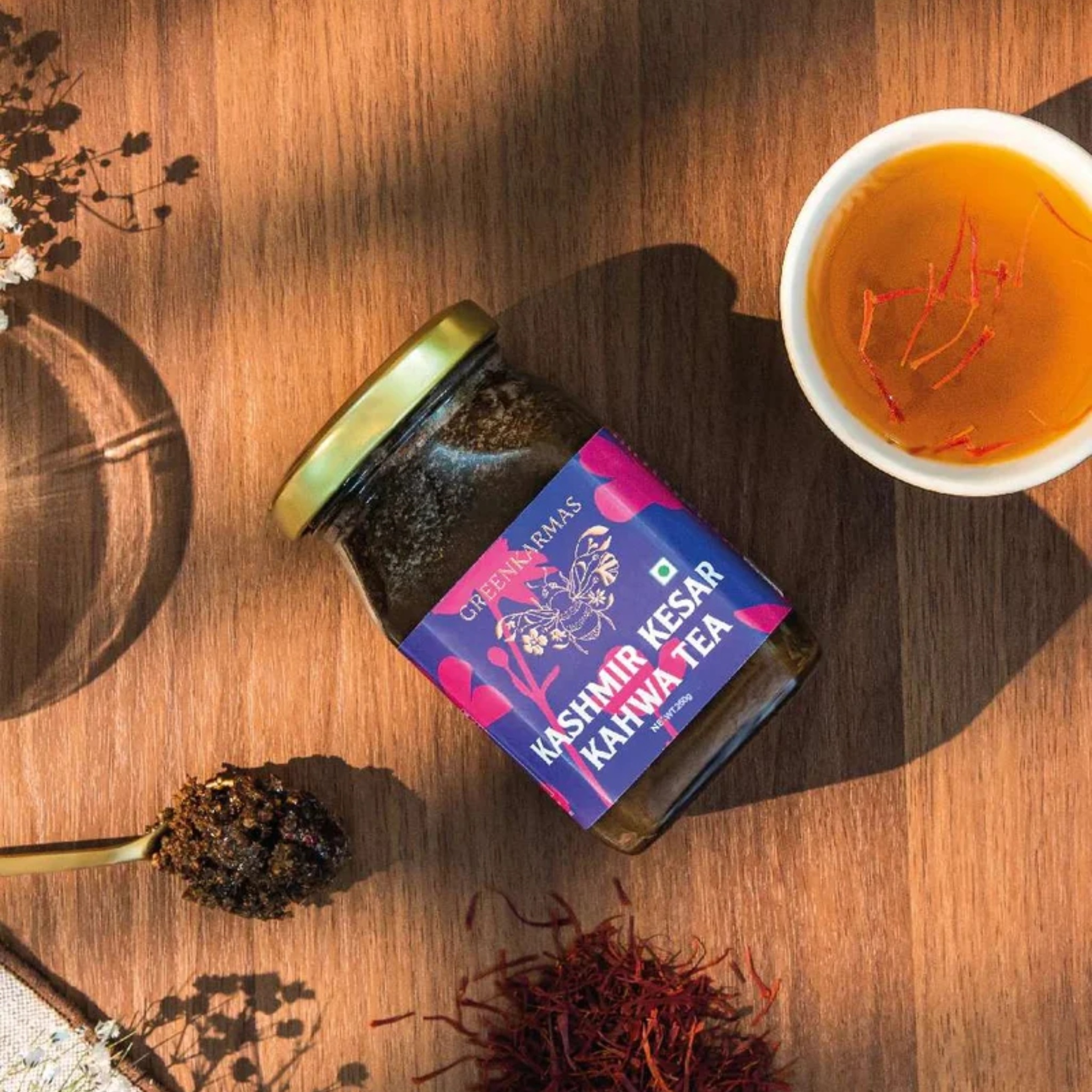 Kashmir Kesar Kahwa Tea - Ayurvedic by GreenKarmas | Tooffi