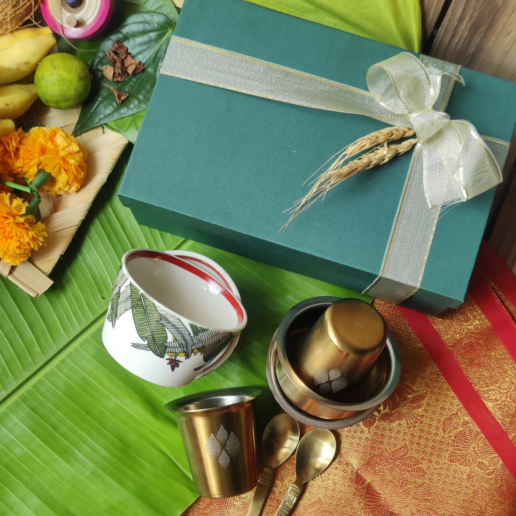 The Festive Duet — Diwali Gift Box by urbankart - ta.da tableware | Tooffi