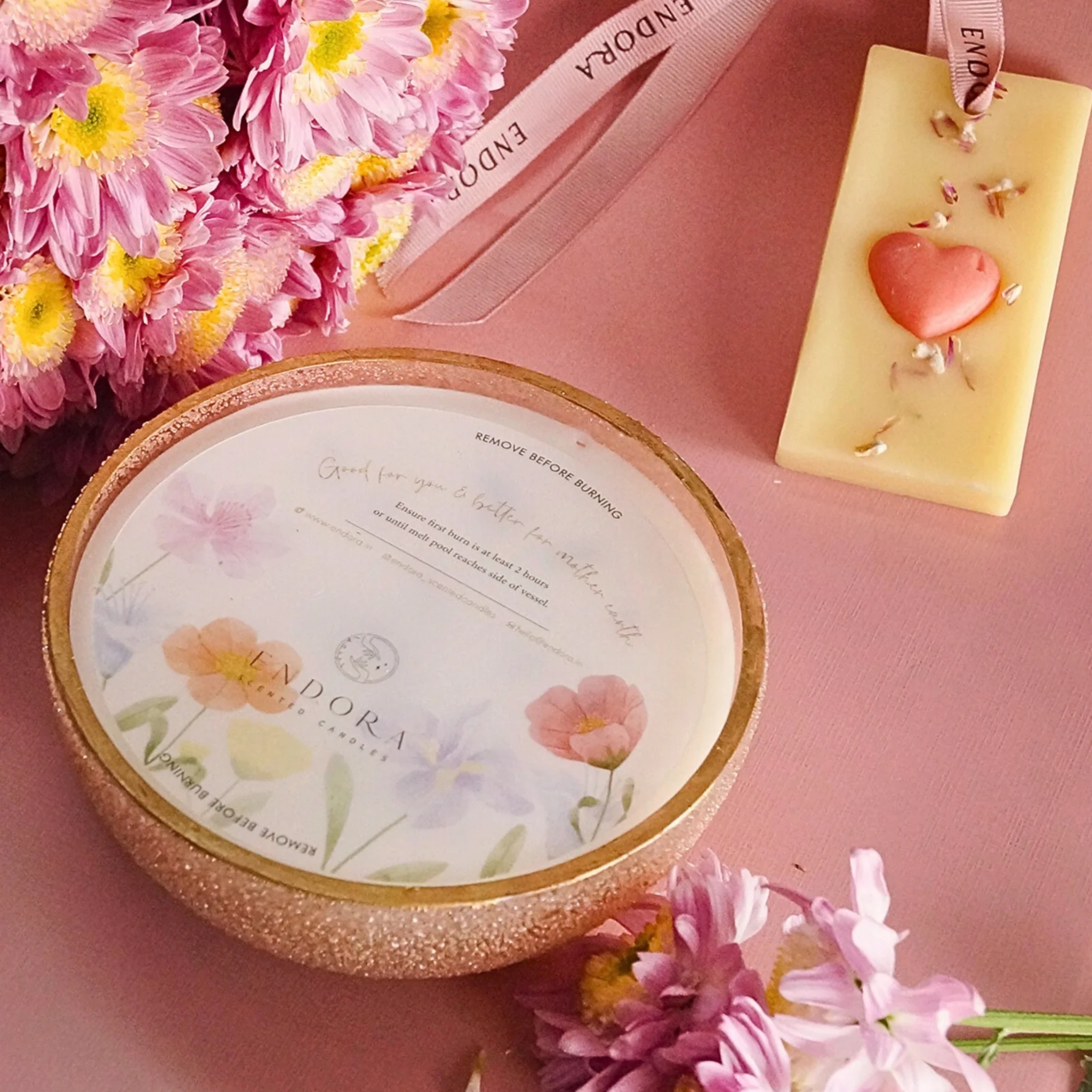 Love Essential Gift Box by Endora Scented Candles | Tooffi