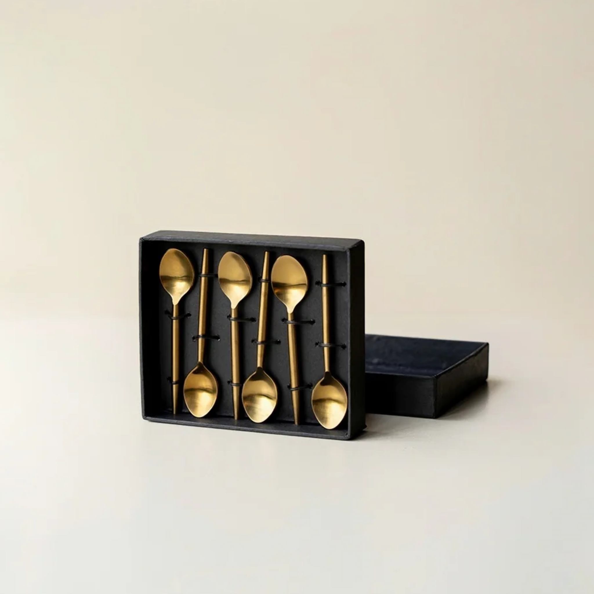 tea spoon set ( set of 6) by nira's ceramics | Tooffi