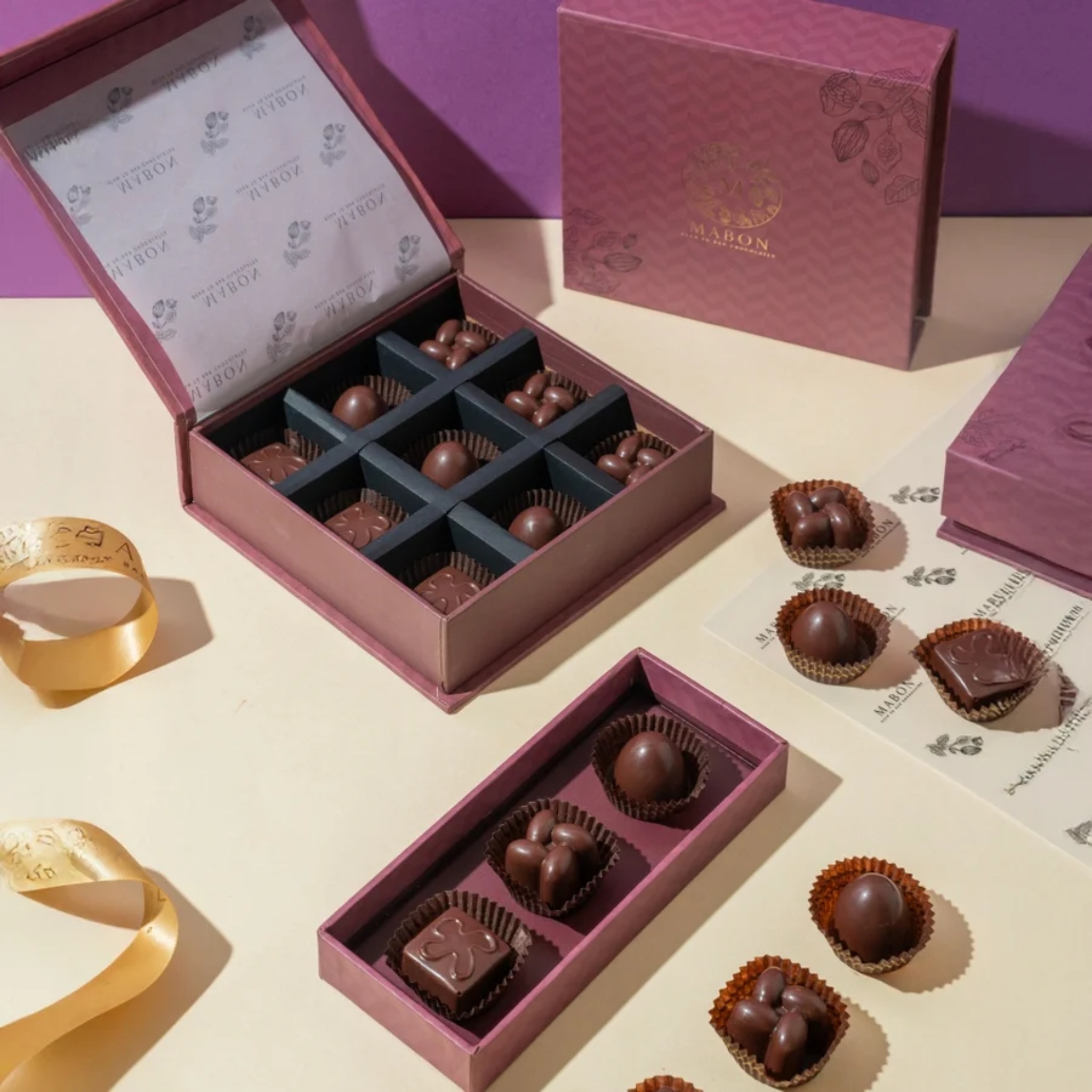 Luxury Chocolate Bonbons (Box of 9) by Mabon Chocolates | Tooffi