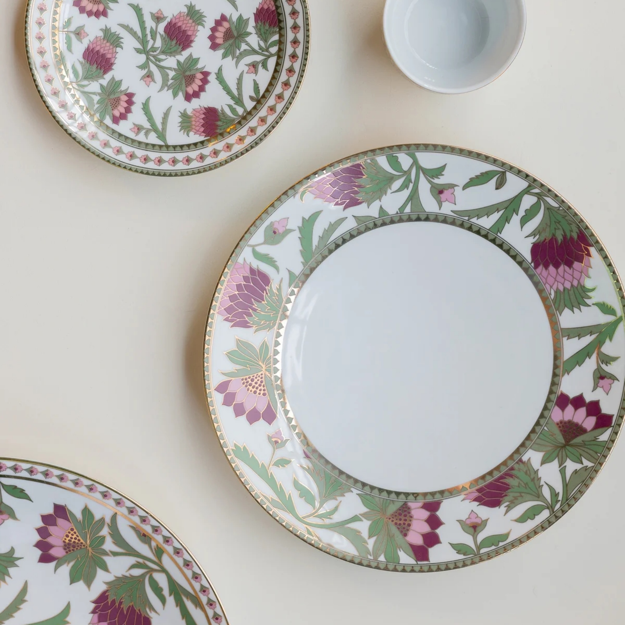 Bagh Dinner Plate (Set Of 6) by nira's ceramics | Tooffi