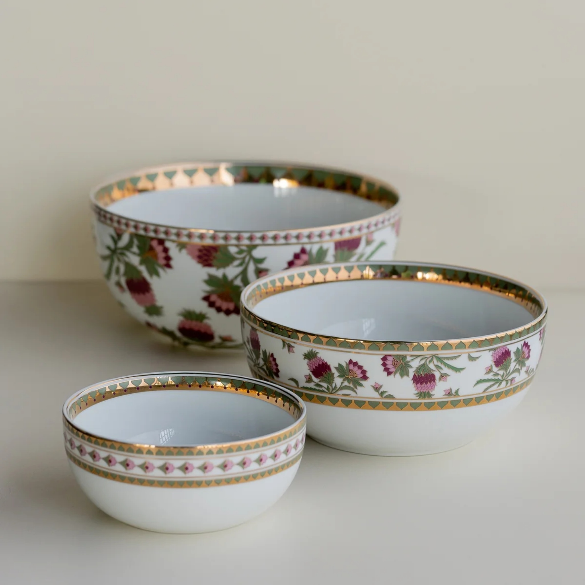 Bagh Serving Bowl (Medium) by nira's ceramics | Tooffi