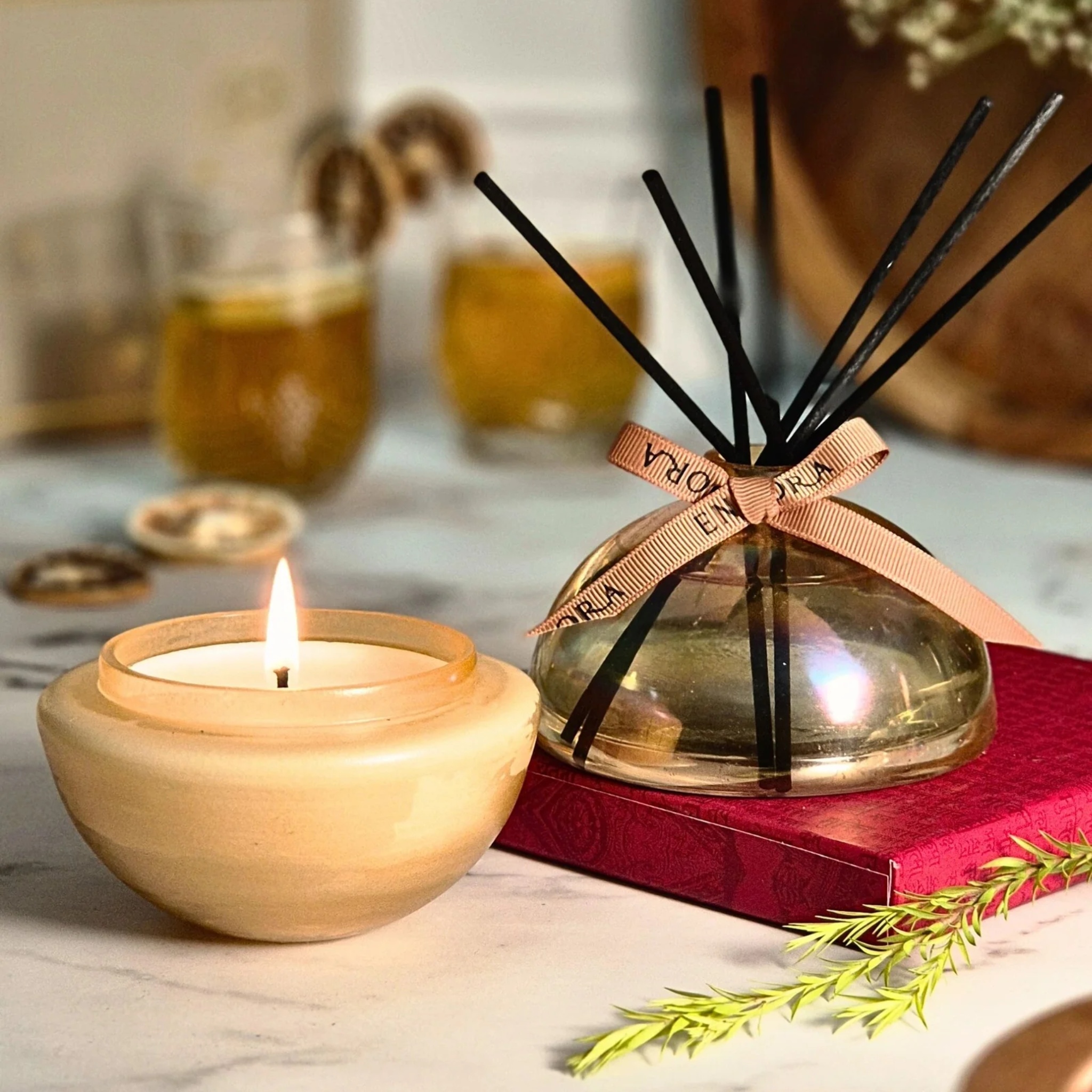Monet's Set - Candle & Diffuser Duo | Amber | Sandalwood & Oud by Endora Scented Candles | Tooffi