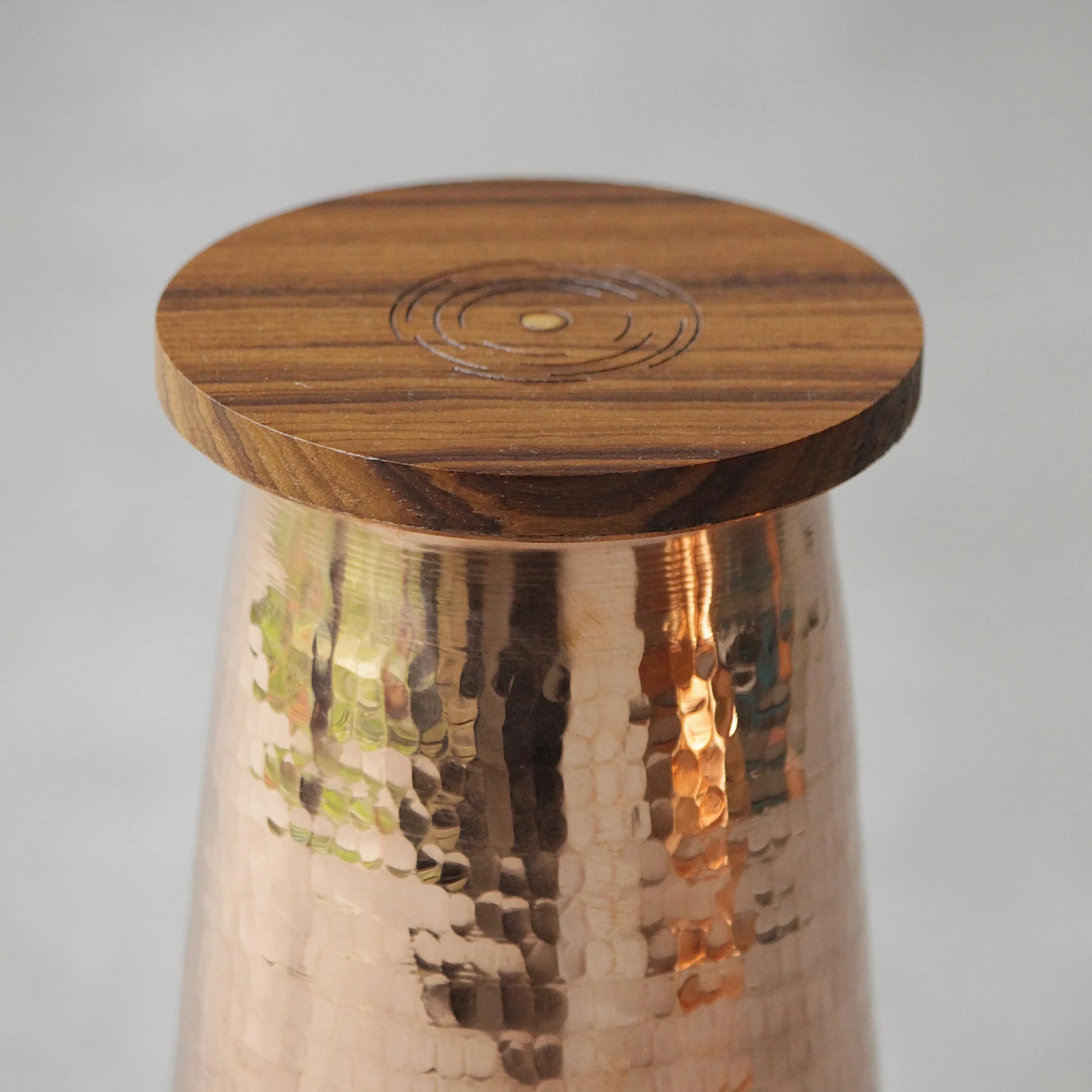 Watr Carafe by Rayden Design | Tooffi