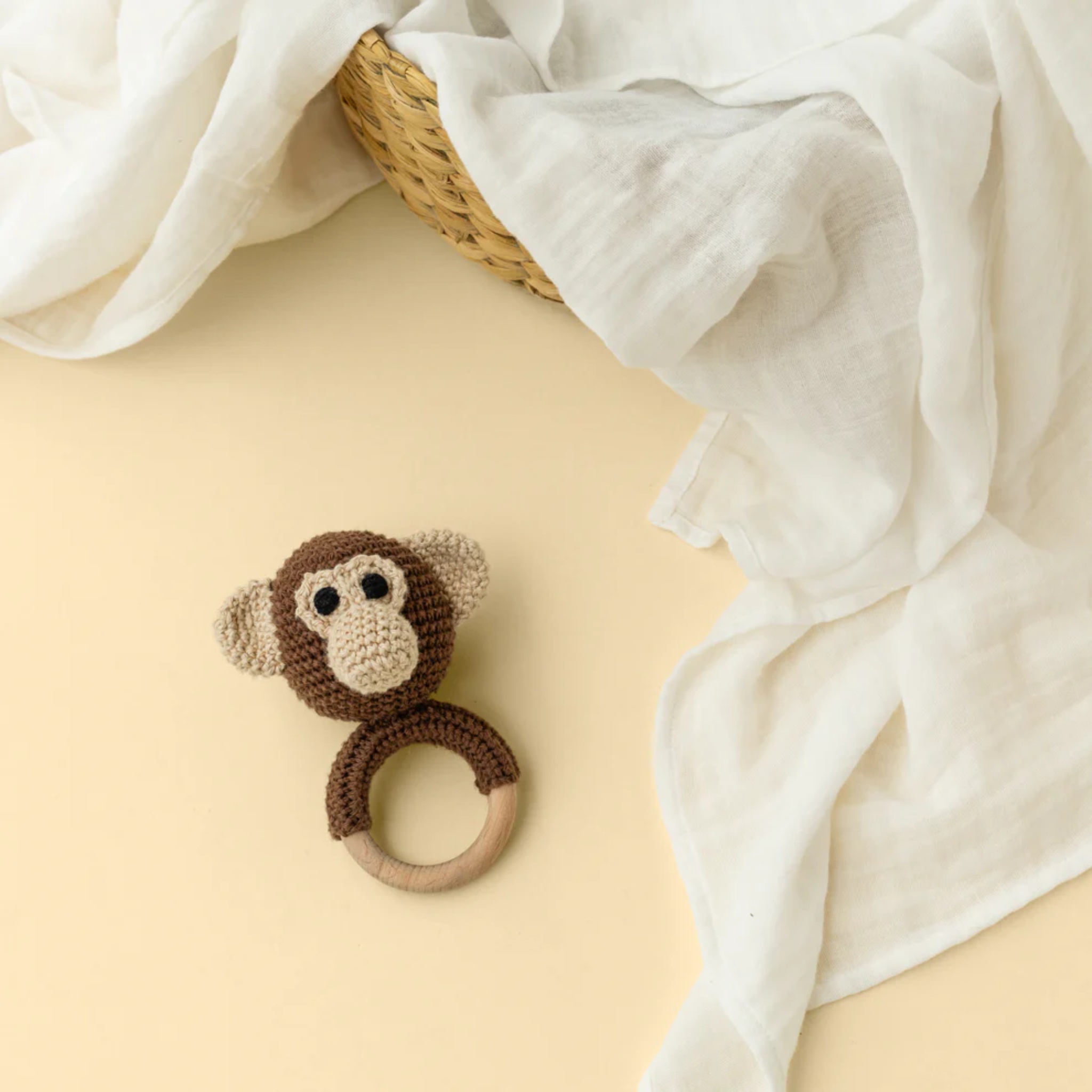 Maakad Rattle & Soft Toy With Cream Swaddle by Gubbachhi | Tooffi