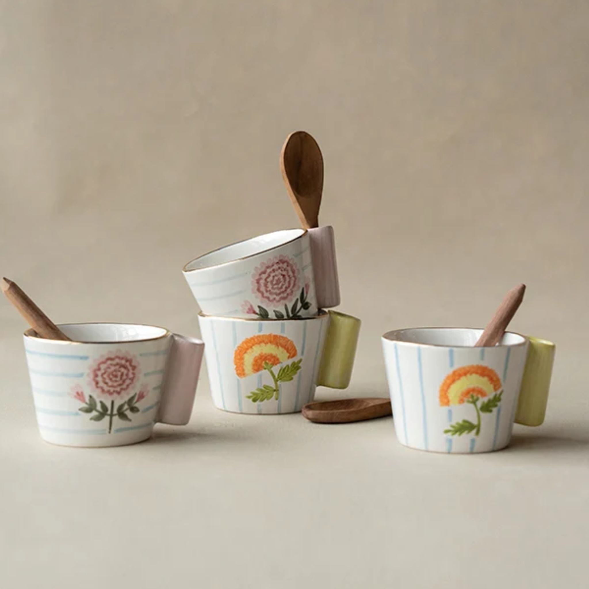 Mira Bowl with wooden spoons (Set Of 4) by nira's ceramics | Tooffi