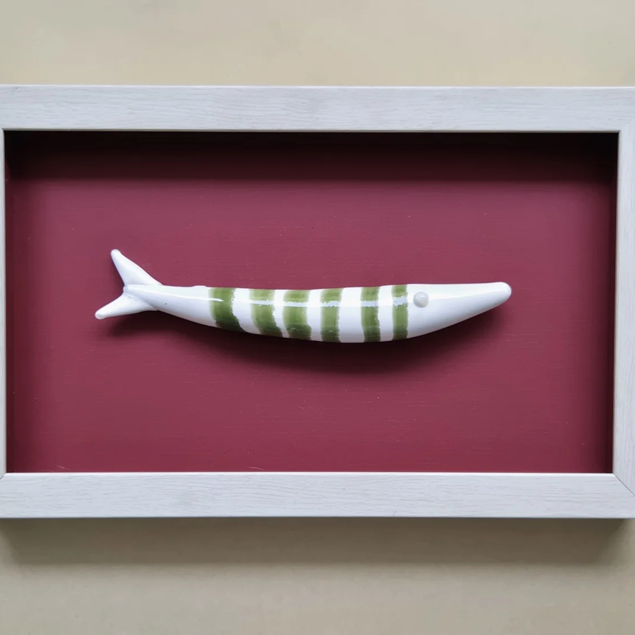 Modern Coastal Wall Art – Quirky Handblown Fish Design for Home & Gift Décor by RUSTIC HORSE GLASS STUDIO | Tooffi