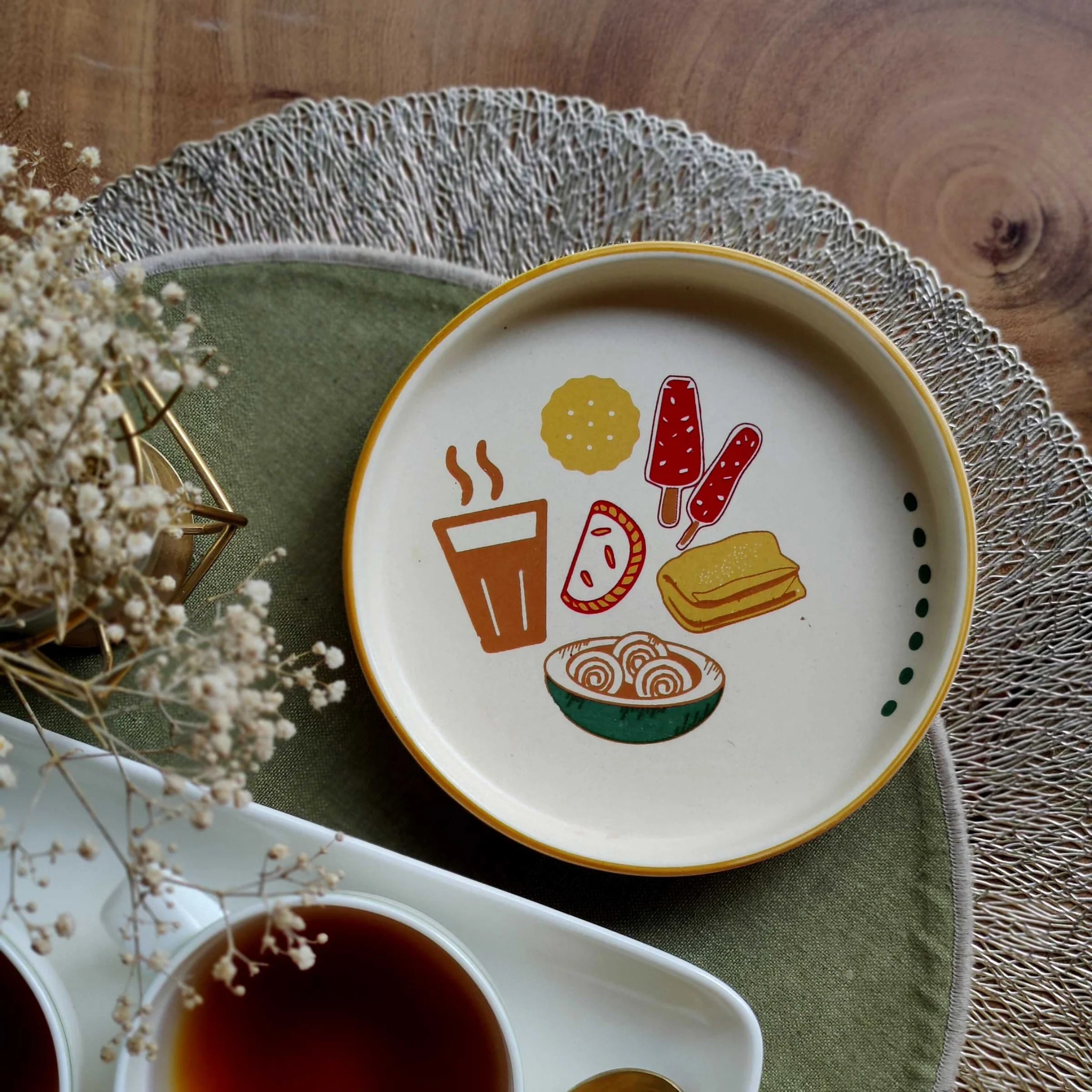 Let’s Ketchup – Bite Plates by urbankart - ta.da tableware | Tooffi