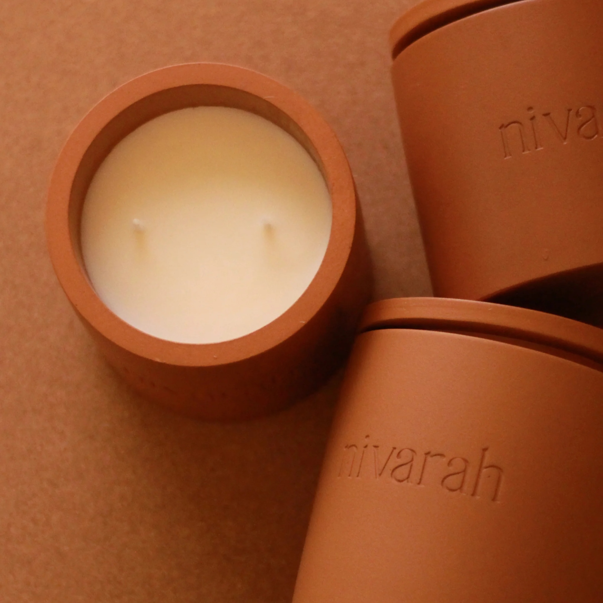 Vanilla Caramel Concrete Candle - Large by nivarah | Tooffi