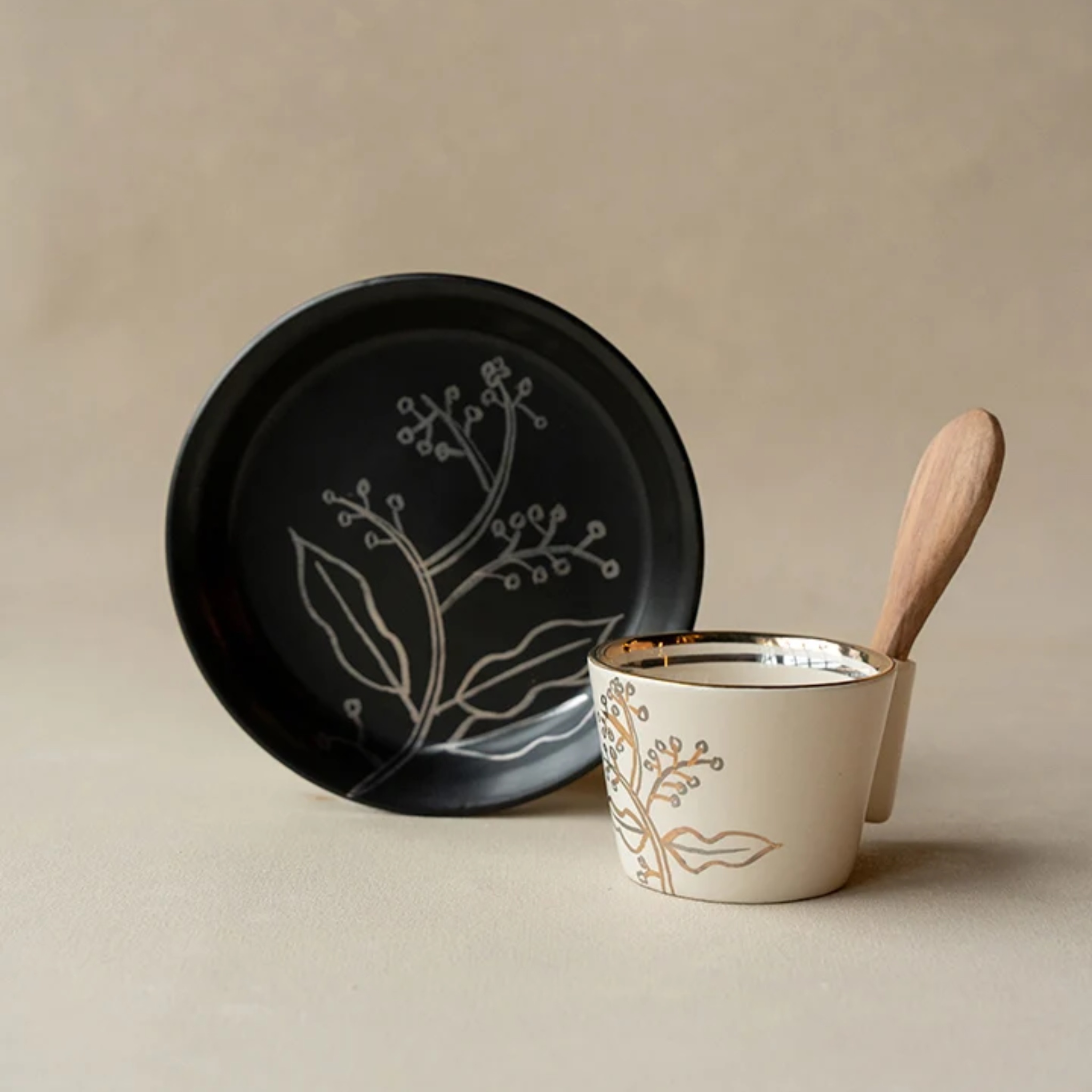 Wildflower plate + bowl with wooden spoons set (2 plates + 2 bowls) by nira's ceramics | Tooffi