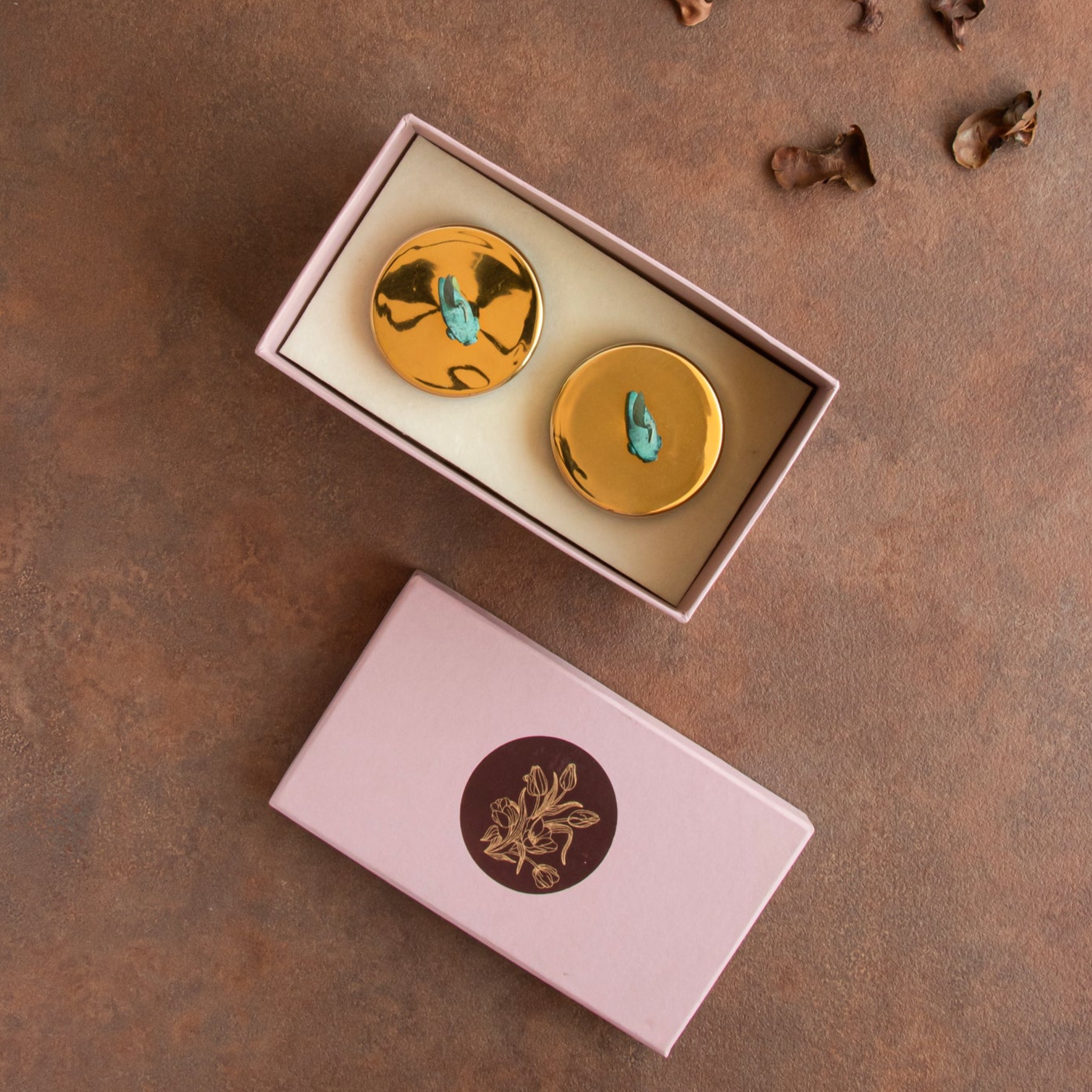 Boat Candles Gift Box by Saswata | Tooffi