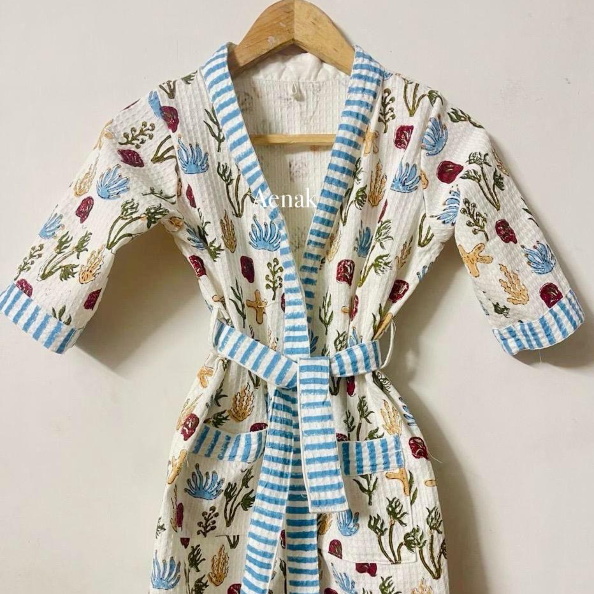 Aquatic Print Handblock Cotton Bathrobe Set by Aenak Studios | Tooffi