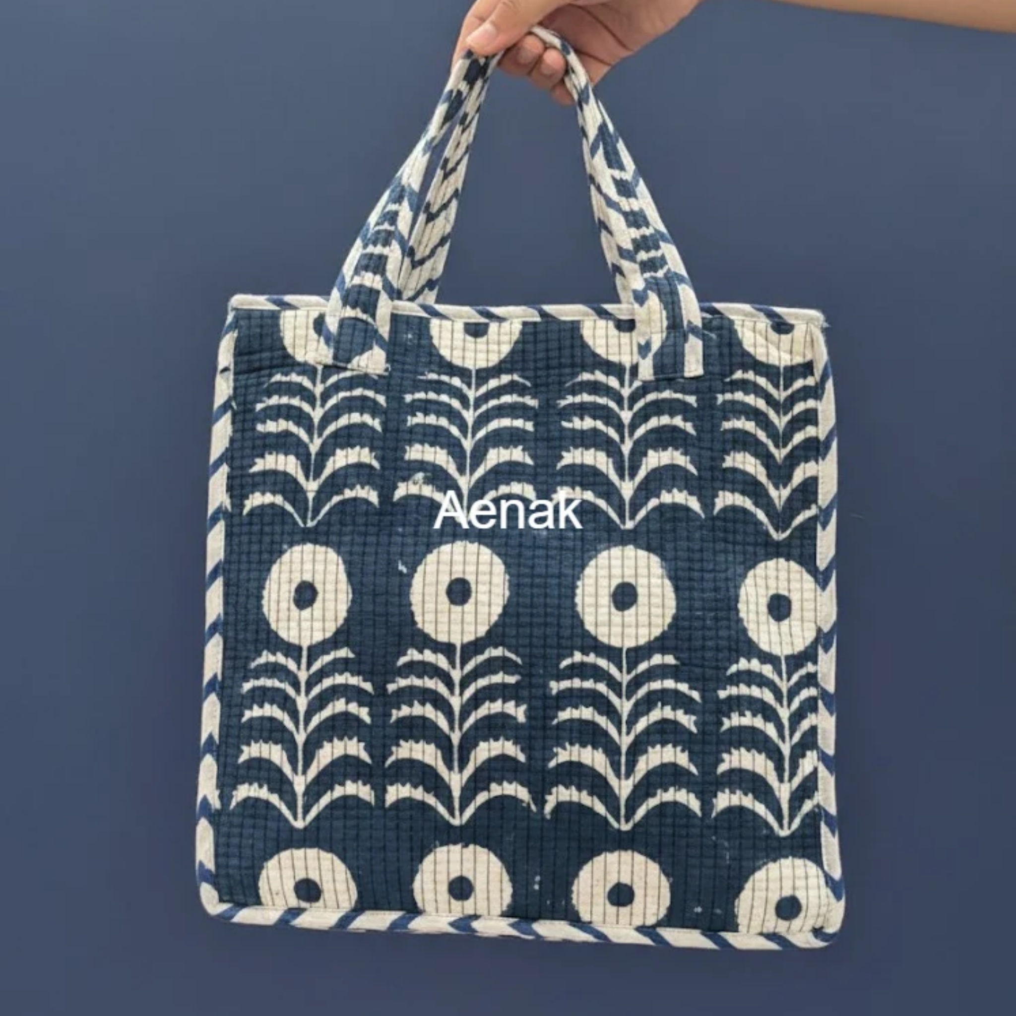 Navy Canvas Handblock Lunch Bag by Aenak Studios | Tooffi