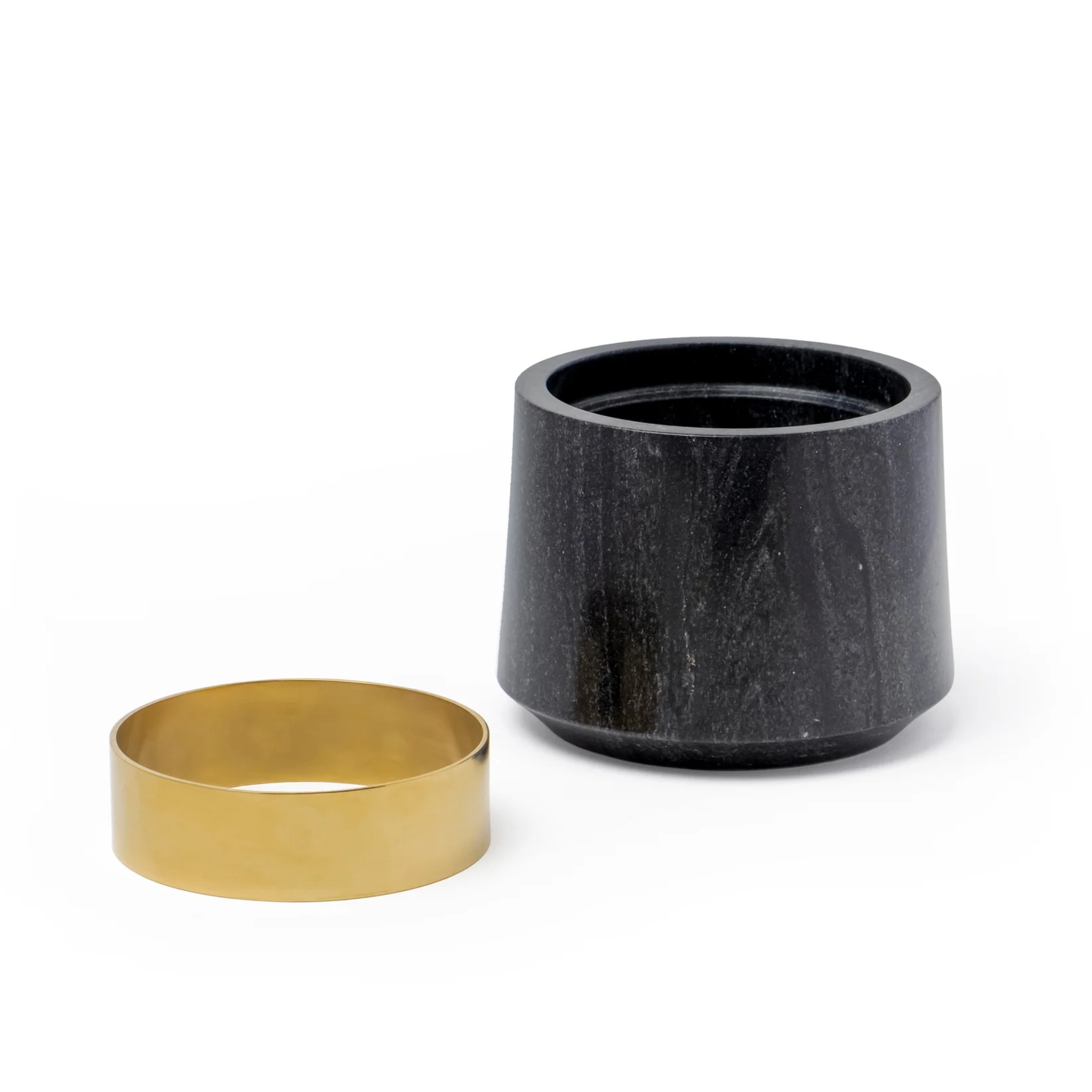 Oronoir Planter by Saswata | Tooffi