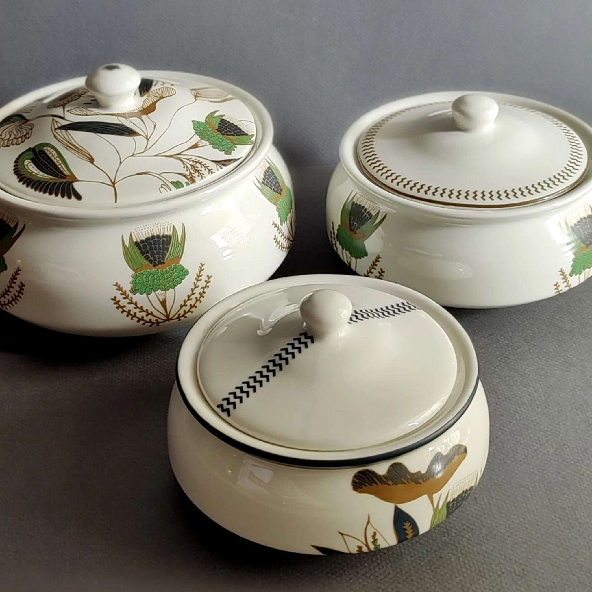 Pookkal (POR) - lid bowls by urbankart - ta.da tableware | Tooffi