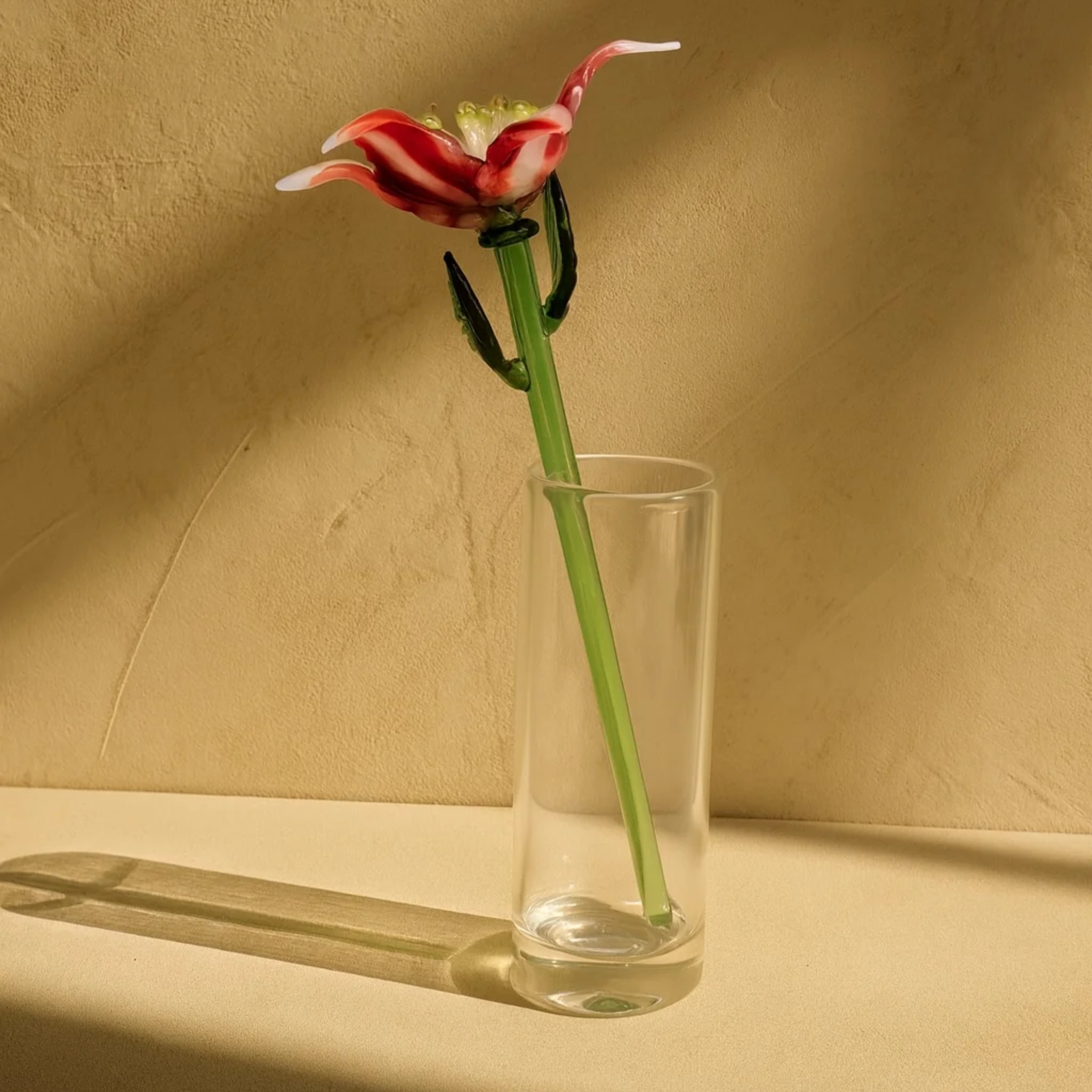 The Scarlet's Whisper by RUSTIC HORSE GLASS STUDIO | Tooffi