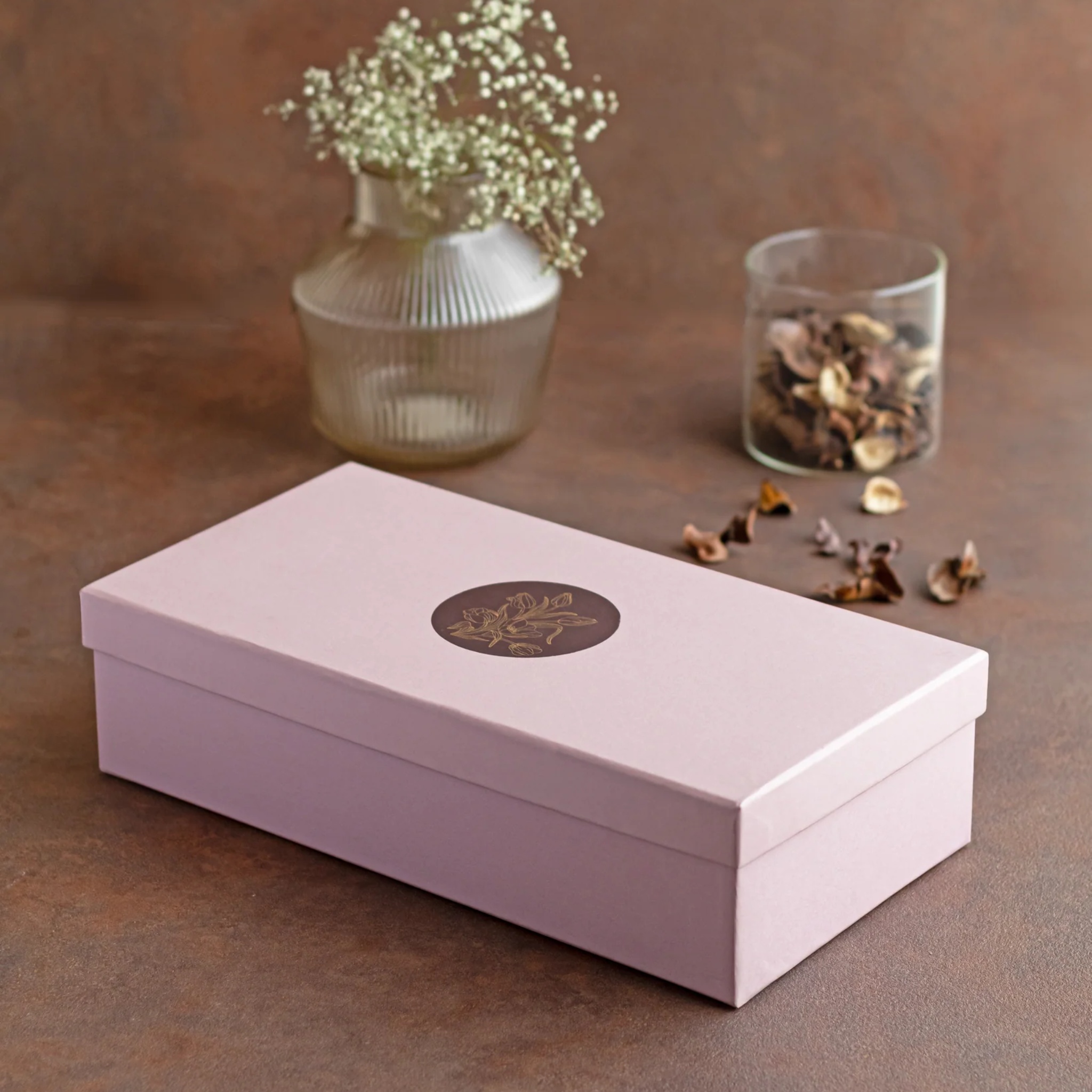 Yang Tealight Tower + Pebble White Gift Box by Saswata | Tooffi