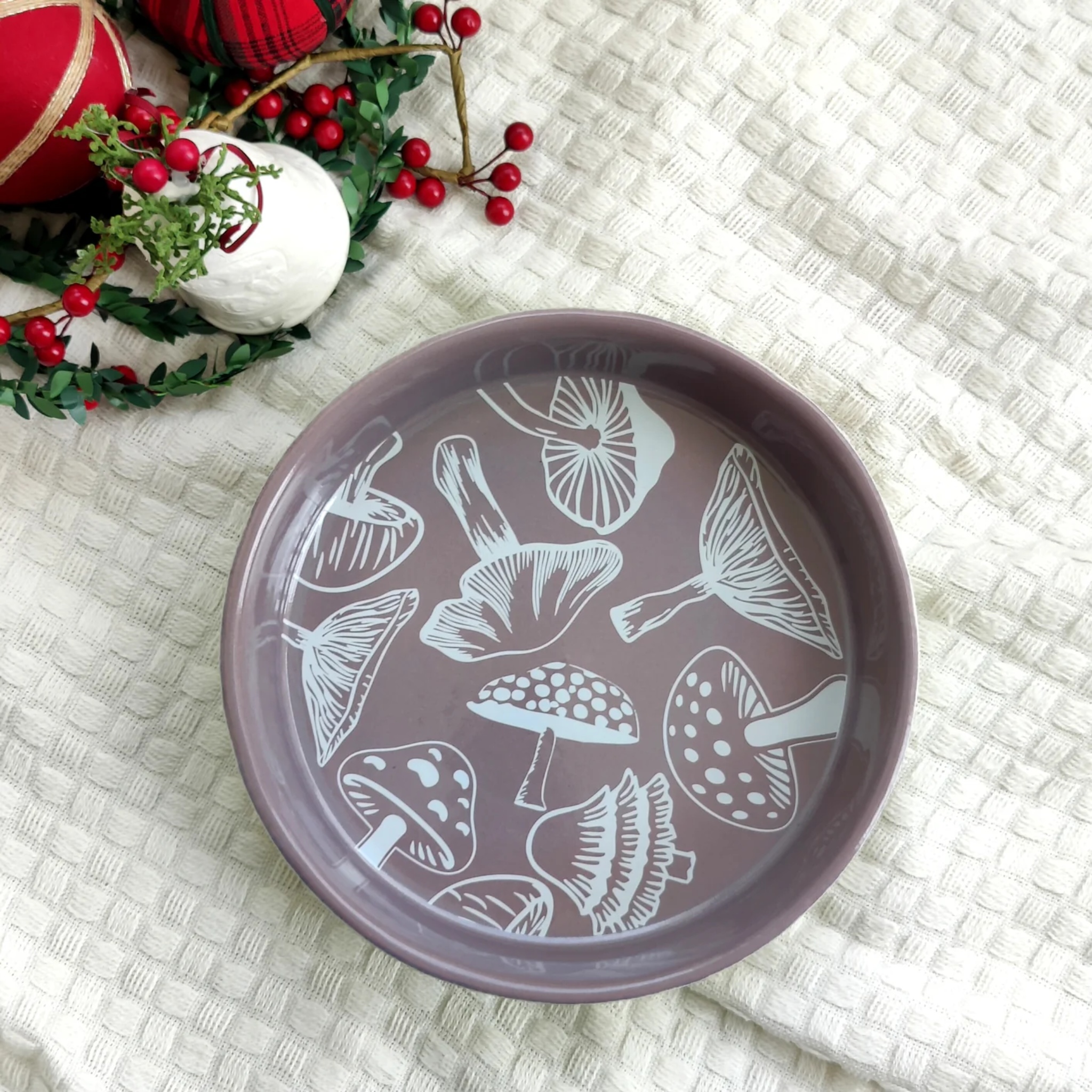 Bake ’n’ Shroom Bakeware Gift Box by urbankart - ta.da tableware | Tooffi