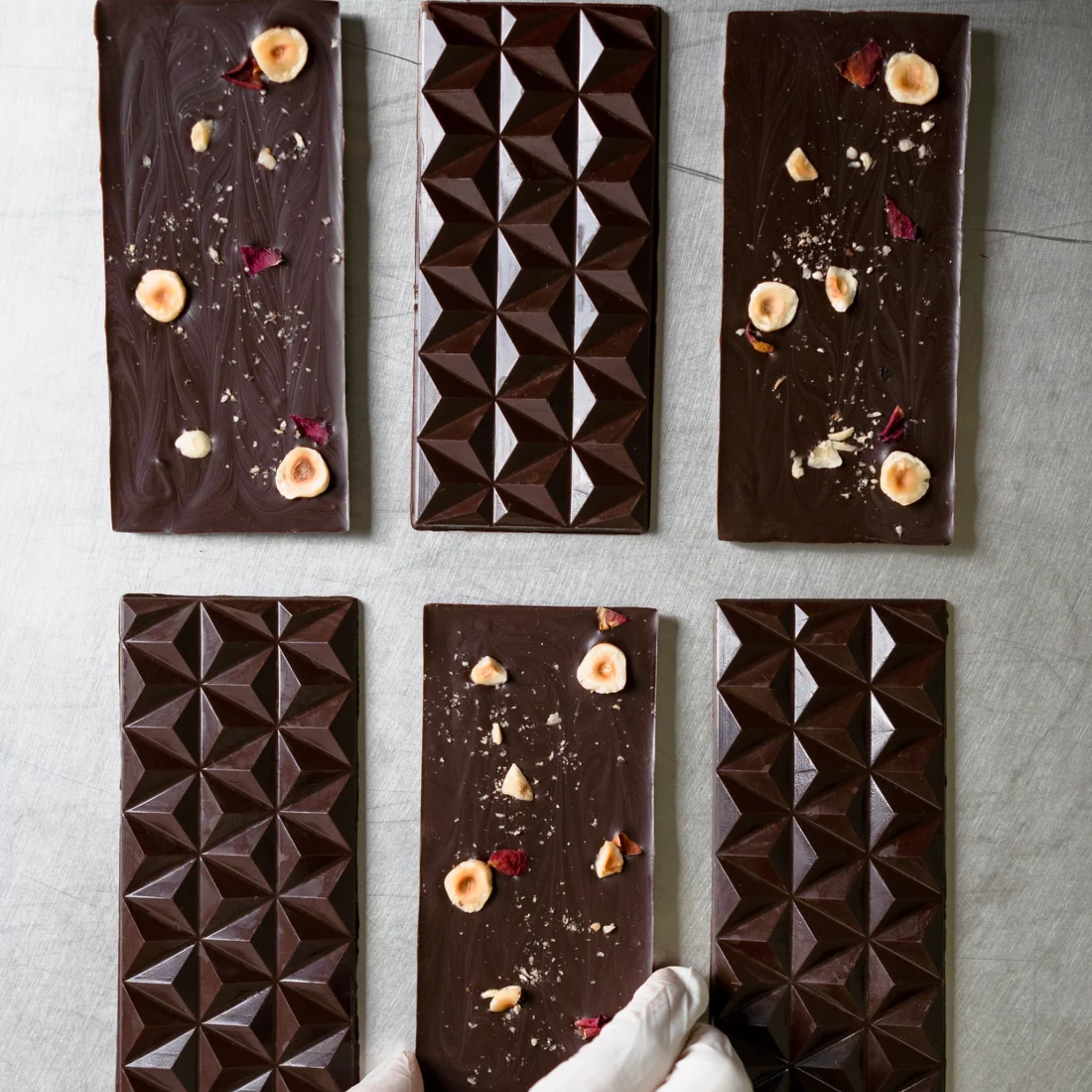 The Discovery Gift Box — 5 Bars to Explore by Cavasa | Tooffi