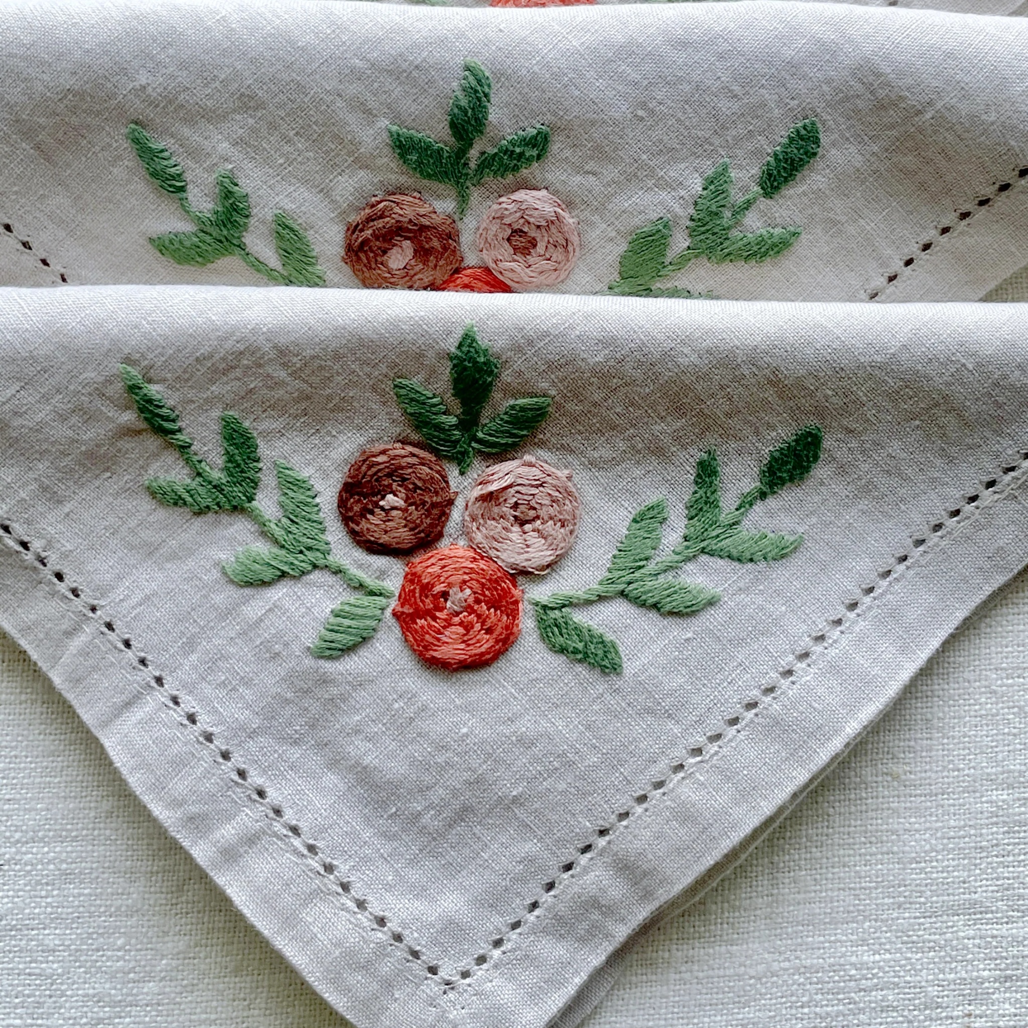 Linen Vintage Flora Napkin by Ammorada | Tooffi