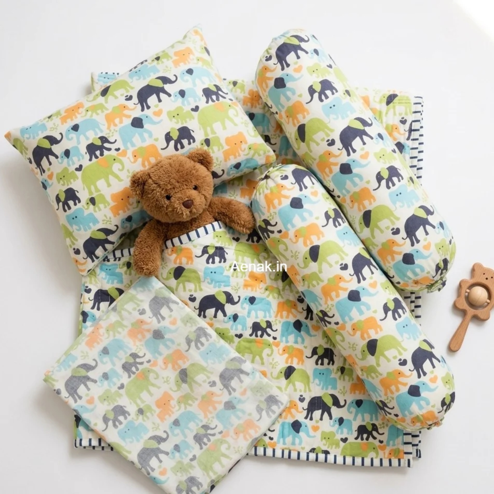 Little Elephants Handcrafted Newborn Baby Kit Set by Aenak Studios | Tooffi