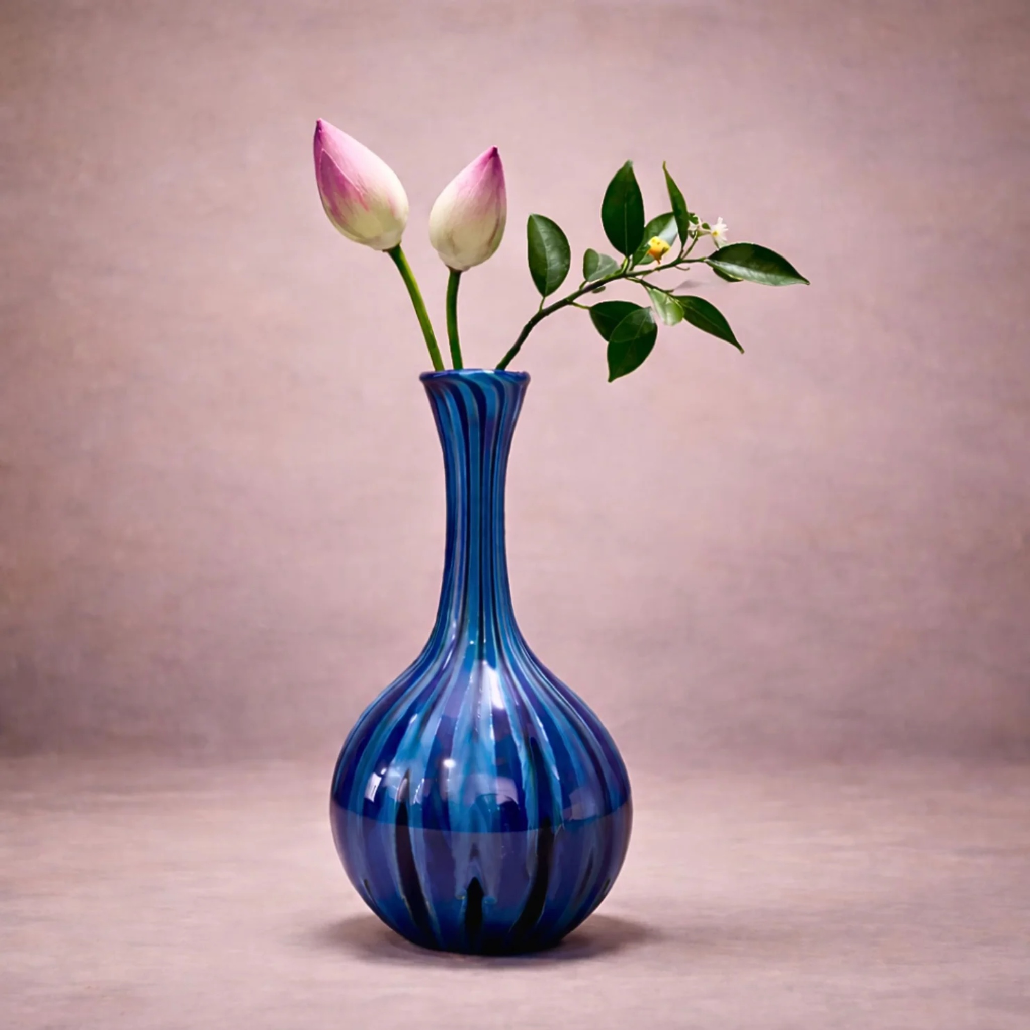 Bloom Art Holder - Blue Hues by RUSTIC HORSE GLASS STUDIO | Tooffi