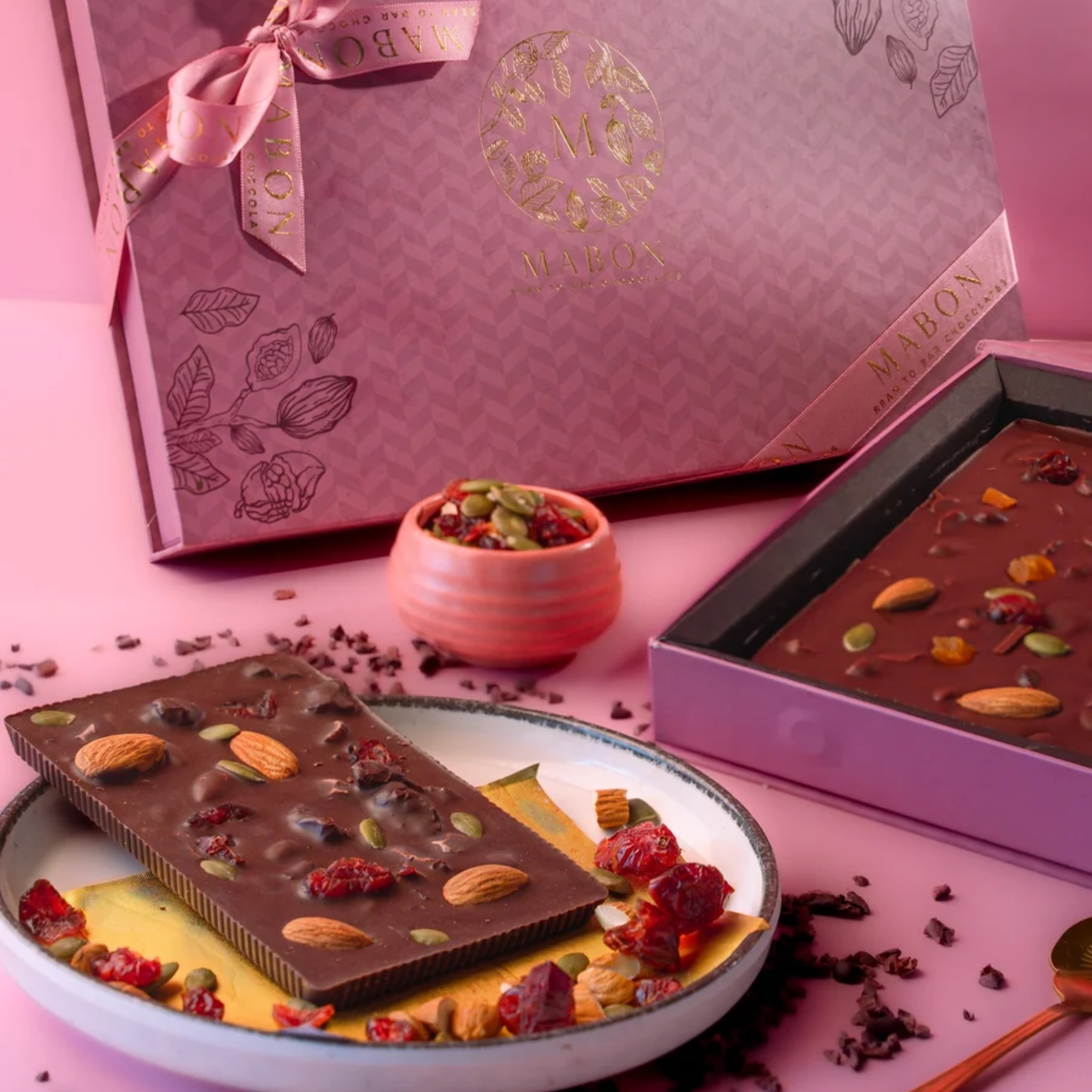 Fruit N Nut Chocolate Bark Gift Box by Mabon Chocolates | Tooffi