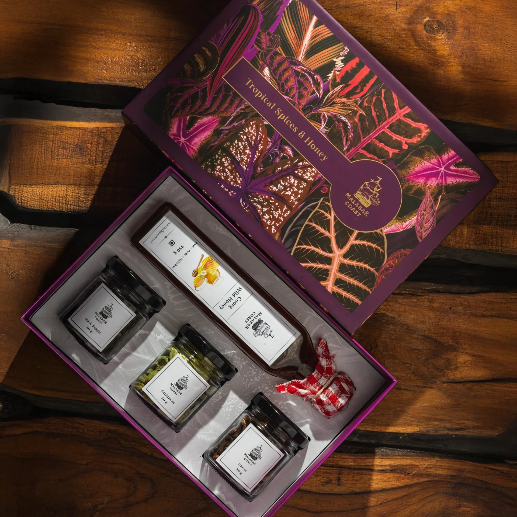 Tropical Spices & Honey Gift Box (Big) by TERRALIFE CONSUMER PRODUCTS & SERVICES PRIVATE LIMITED | Tooffi
